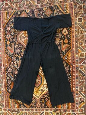 Esby Apparel Black Duffy Jumper, size S